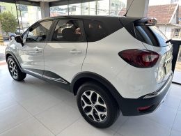 RENAULT - CAPTUR - 2019/2019 - Branca - R$ 79.800,00