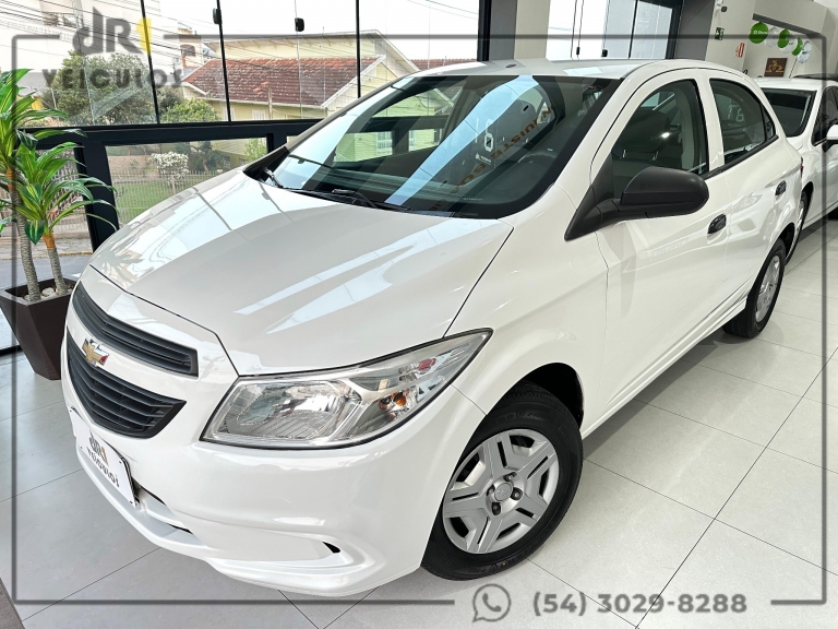 CHEVROLET - ONIX - 2015/2016 - Branca - R$ 47.800,00