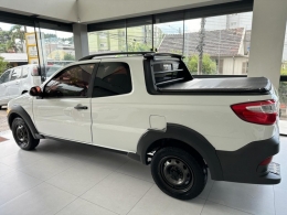 FIAT - STRADA - 2017/2018 - Branca - R$ 66.800,00