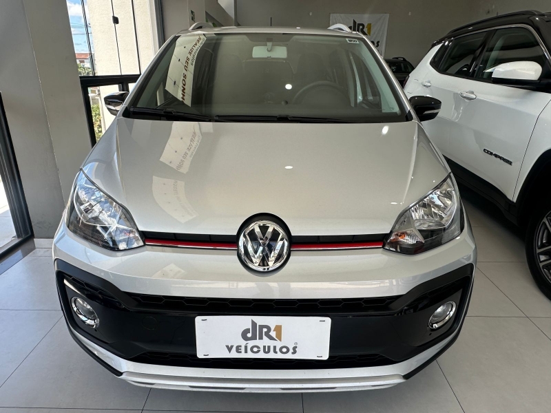 VOLKSWAGEN - UP - 2019/2020 - Prata - R$ 69.800,00