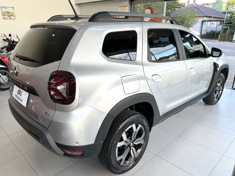 RENAULT - DUSTER - 2024/2025 - Prata - R$ 134.900,00