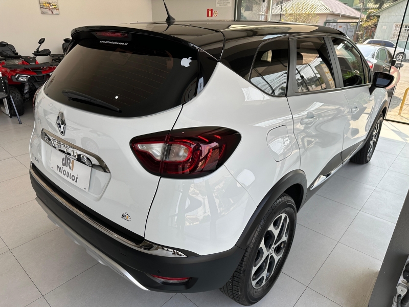 RENAULT - CAPTUR - 2019/2019 - Branca - R$ 79.800,00