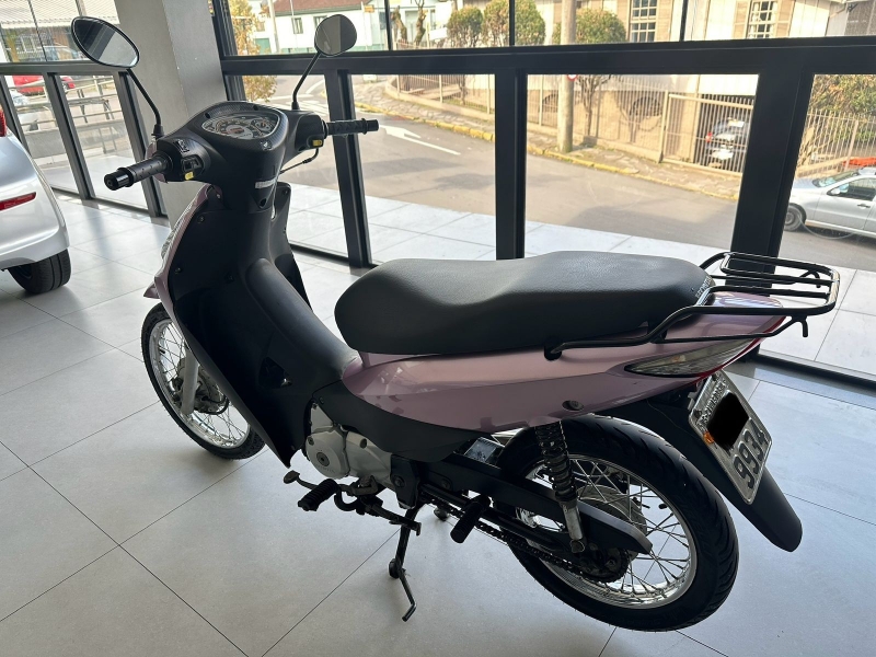 HONDA - BIZ 125 - 2010/2010 - Rosa - R$ 9.800,00