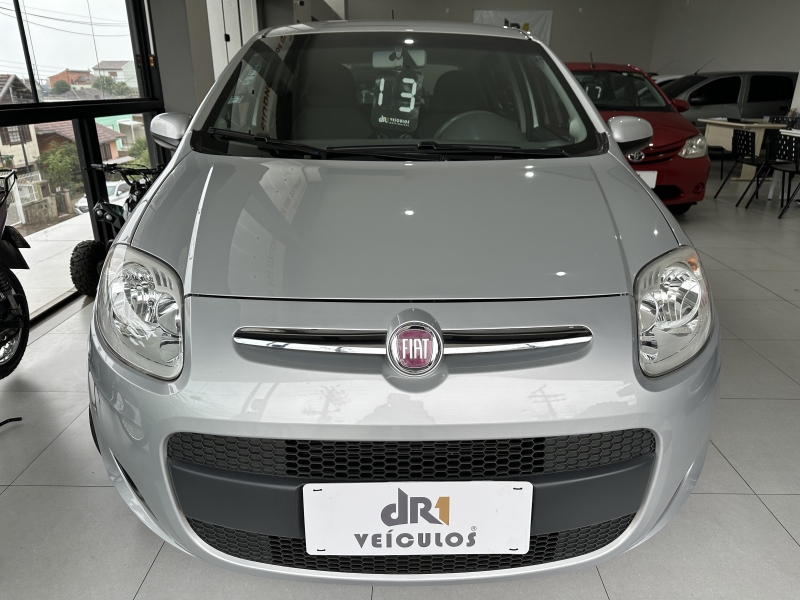 FIAT - PALIO - 2013/2013 - Prata - R$ 36.800,00