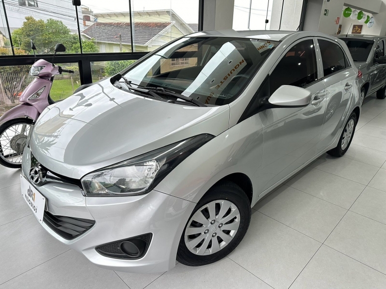 HYUNDAI - HB20 - 2014/2014 - Prata - R$ 45.800,00