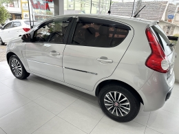 FIAT - PALIO - 2013/2013 - Prata - R$ 36.800,00