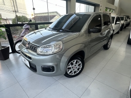 FIAT - UNO - 2015/2016 - Cinza - R$ 42.800,00